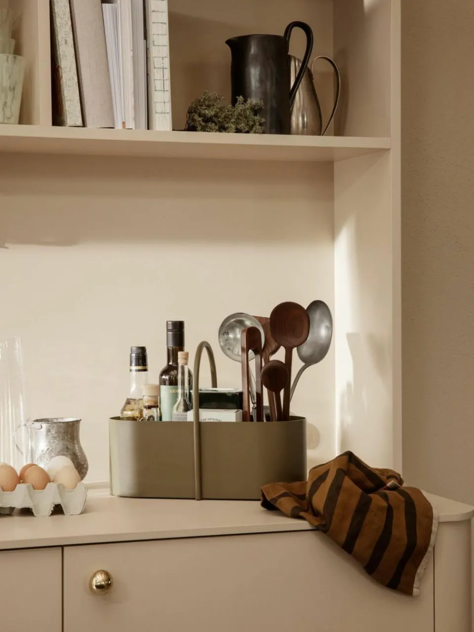ferm LIVING Aufbewahrungsbox Grib aus Metall