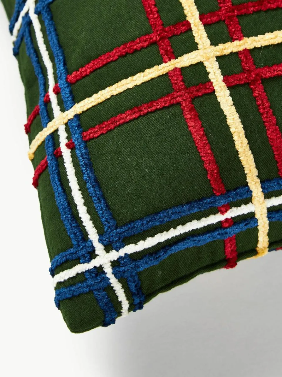 Westwing Collection Baumwoll-Kissenhülle Noja mit Chenille-Karomuster