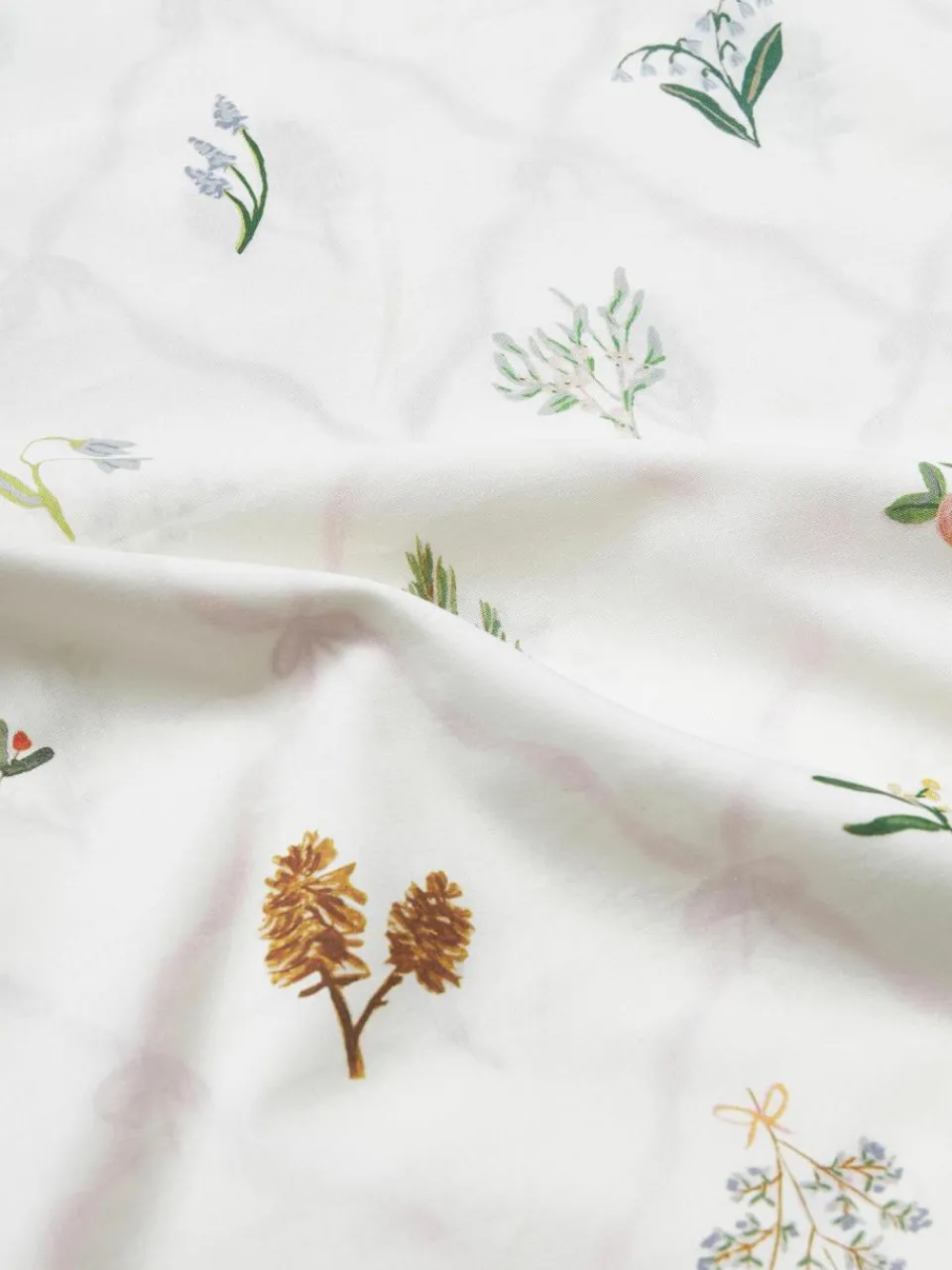 Westwing Collection Baumwollperkal-Wendebettdeckenbezug Twigs mit winterlichen Prints