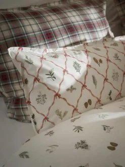 Westwing Collection Baumwollperkal-Wendebettdeckenbezug Twigs mit winterlichen Prints