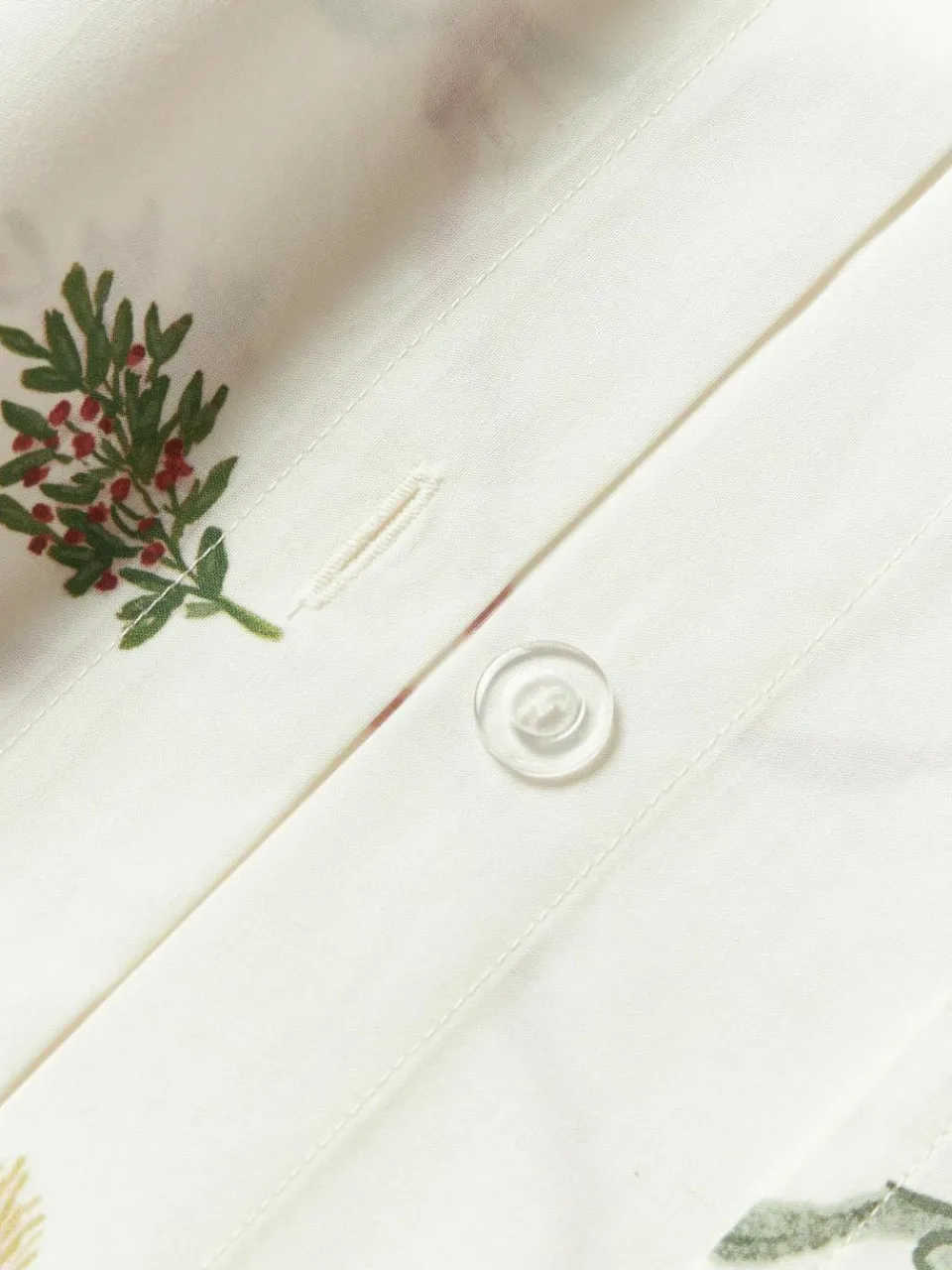 Westwing Collection Baumwollperkal-Wendebettdeckenbezug Twigs mit winterlichen Prints