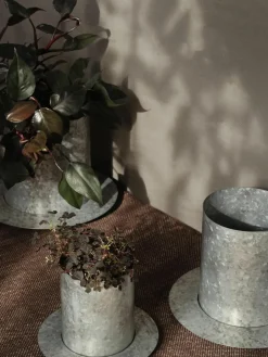 ferm LIVING Übertopf Auran, H 27 cm