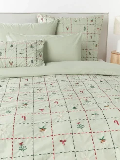 Westwing Collection Bestickter Baumwollperkal-Bettdeckenbezug Rudy mit Weihnachtsmotiven
