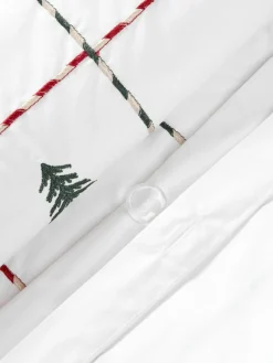 Westwing Collection Bestickter Baumwollperkal-Bettdeckenbezug Rudy mit Weihnachtsmotiven