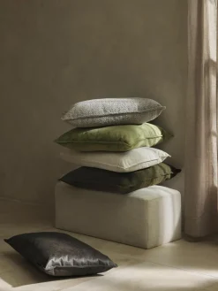 Westwing Collection Bouclé-Sofa-Kissen Lennon
