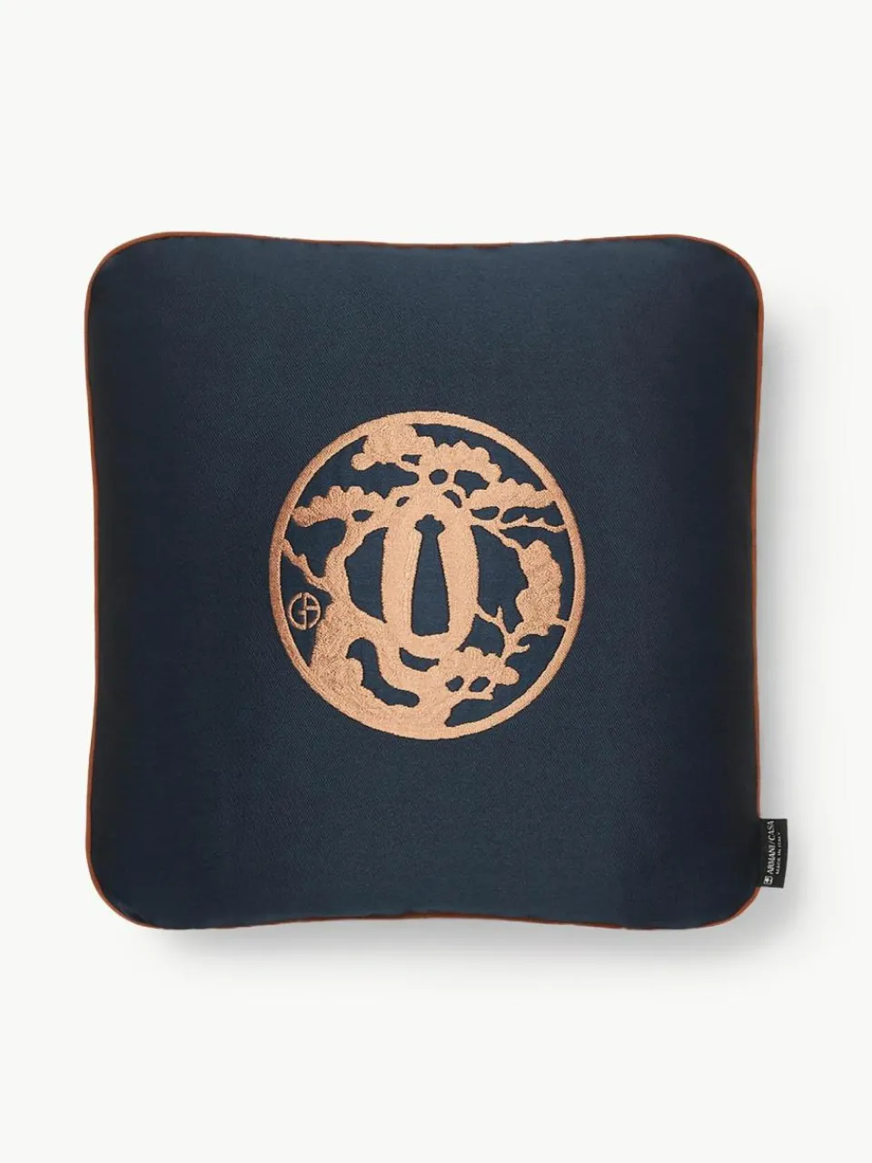 Armani Casa Dekokissen Japan mit Giorgio Armani-Logo