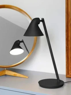 Louis Poulsen Dimmbare LED-Schreibtischlampe NJP