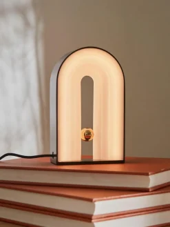 Aytm Dimmbare LED-Tischlampe Castellum mit Diffusorscheibe