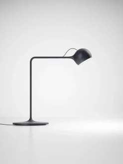 Artemide Dimmbare verstellbare LED-Schreibtischlampe Ixa