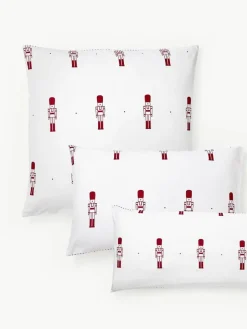 Westwing Collection Flanell-Wendekopfkissenbezug Noan mit Nussknackermotiv