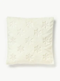 Westwing Collection Flauschige Kissenhülle Nari mit winterlichem Motiv
