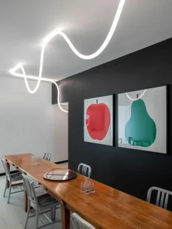 Artemide Flexible LED-Leuchte La Linea, dimmbar