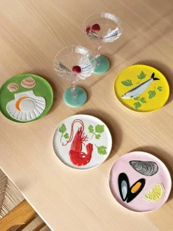 &k amsterdam Handbemalte Kuchenteller De La Mer aus Dolomit, 4er-Set