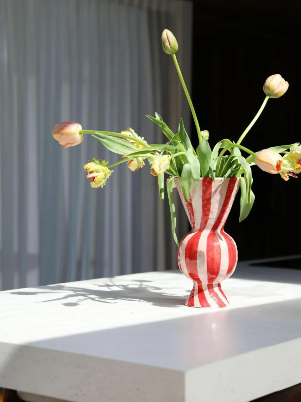 &k amsterdam Handbemalte Vase Rhombic, H 30 cm