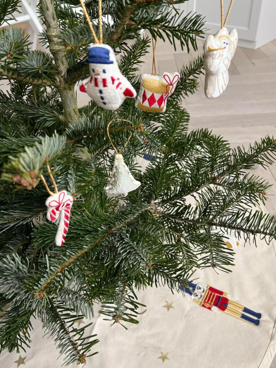 Cam Cam Copenhagen Handbestickte Stoff-Baumanhänger Nutcracker, 3er-Set