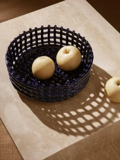 ferm LIVING Handgefertigte Deko-Schale Centrepiece aus Keramik