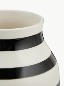 Kähler Handgefertigte Keramik-Vase Omaggio, H 20 cm