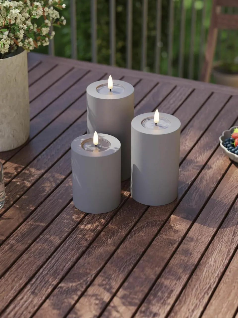 Deluxe Homeart Handgefertigte LED-Kerze Real Flame, H 15 cm