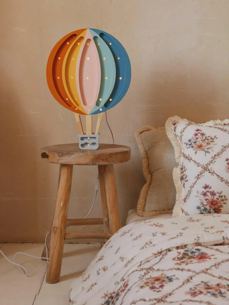Kinder Little Lights Handgefertigte LED-Kinderzimmerlampe Hot Air Baloon mit Timerfunktion und Fernbedienung, dimmbar