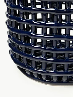 ferm LIVING Handgefertigter Aufbewahrungskorb Nalan aus Keramik, H 21 cm