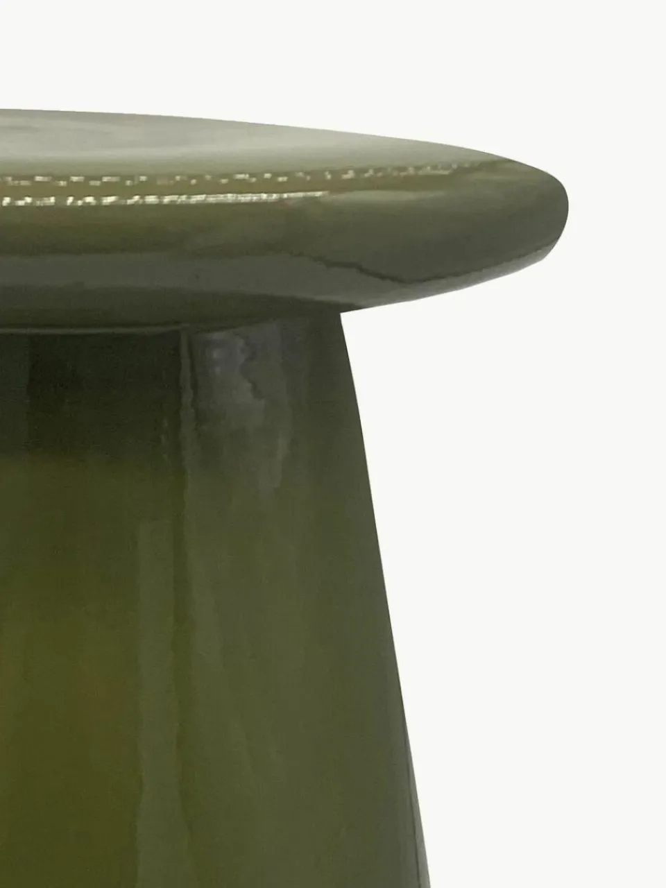 Westwing Handgefertigter Beistelltisch Button aus Keramik