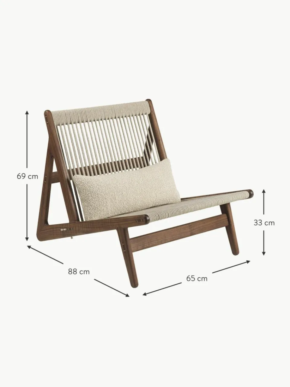 GUBI Handgefertigter Loungesessel MR01 Initial aus Walnussholz mit Sitzkissen