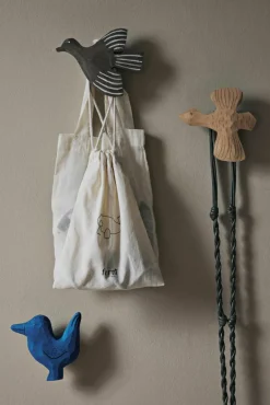 Kinder ferm LIVING Kids Handgefertigter Wandhaken Lola Bird aus Espenholz
