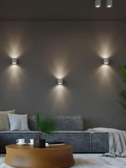 Westwing Handgefertigter Wandstrahler Rosalia aus Beton