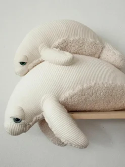 Kinder BigStuffed Handgefertigtes Kuschelkissen Manatee