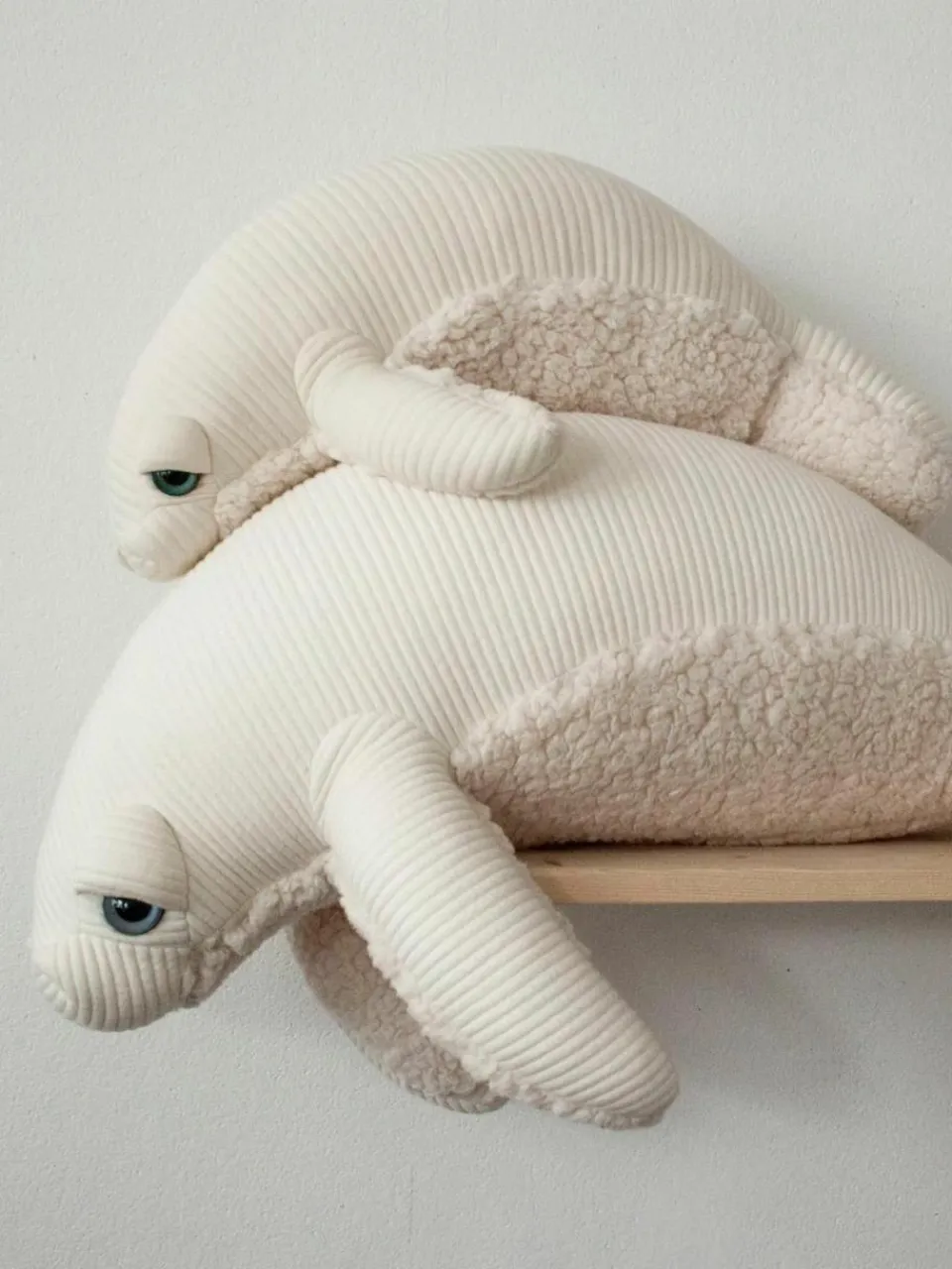 Kinder BigStuffed Handgefertigtes Kuschelkissen Manatee