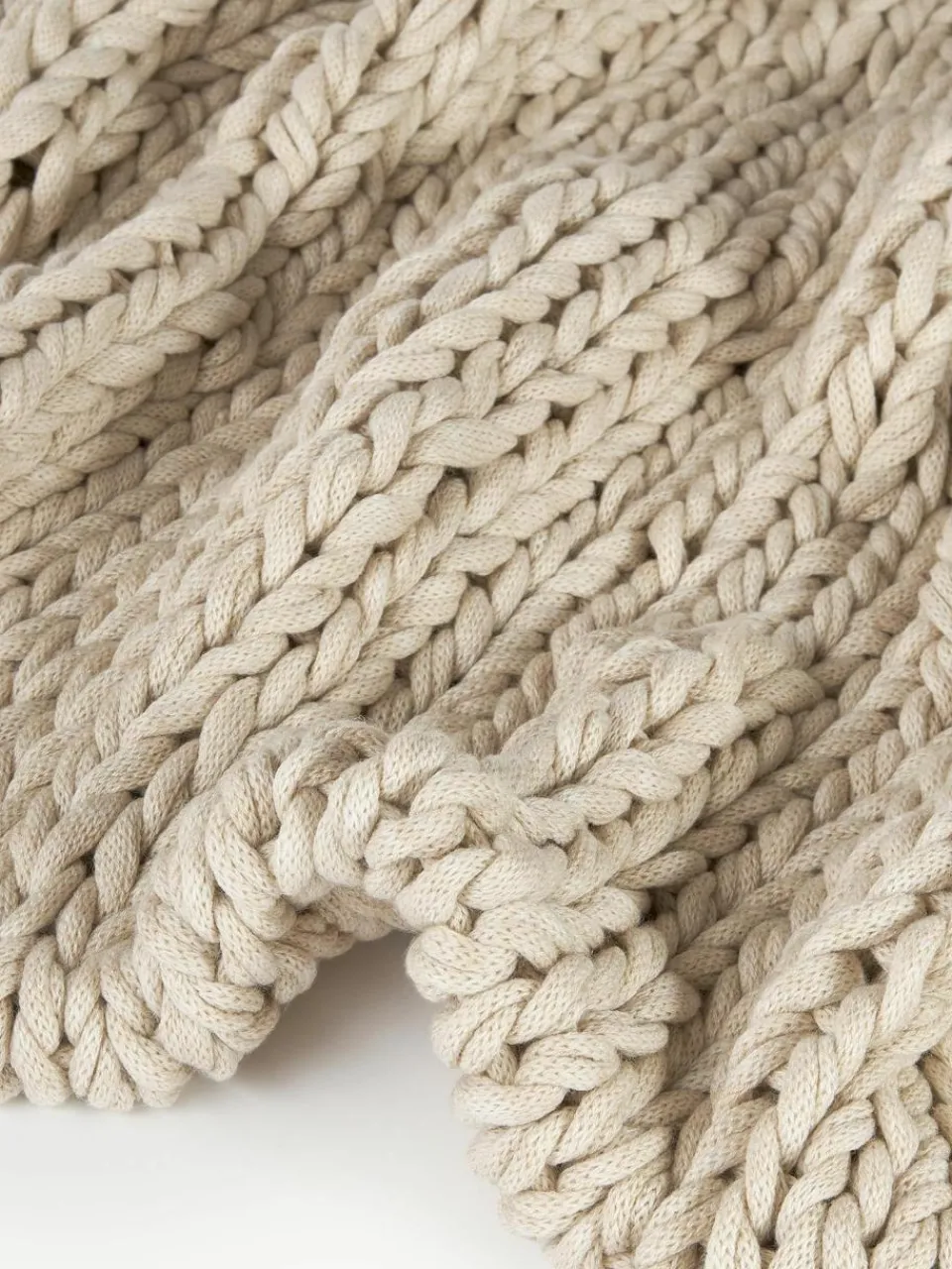 Westwing Collection Handgemachte Grobstrickdecke Adyna