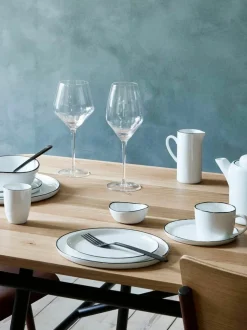 Broste Copenhagen Handgemachtes Porzellan-Frühstücks-Set Salt, 4 Personen (16-tlg.)