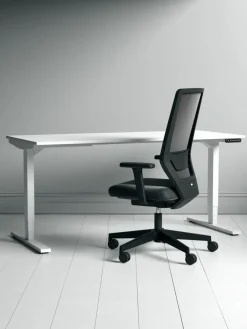 Assmann Höhenverstellbarer Schreibtisch Y-Line, in verschiedenen Größen