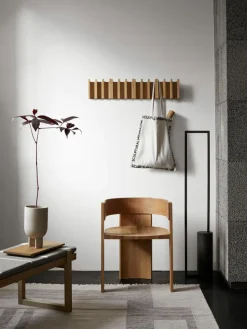 Kristina Dam Holz-Armlehnstuhl Collector