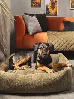 Laboni Hundebett Tudor, in verschiedenen Größen