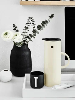 Stelton Isolierkanne EM77, 1 L