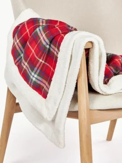 Westwing Collection Karierte Kuscheldecke Gavin