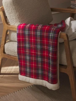 Westwing Collection Karierte Kuscheldecke Gavin