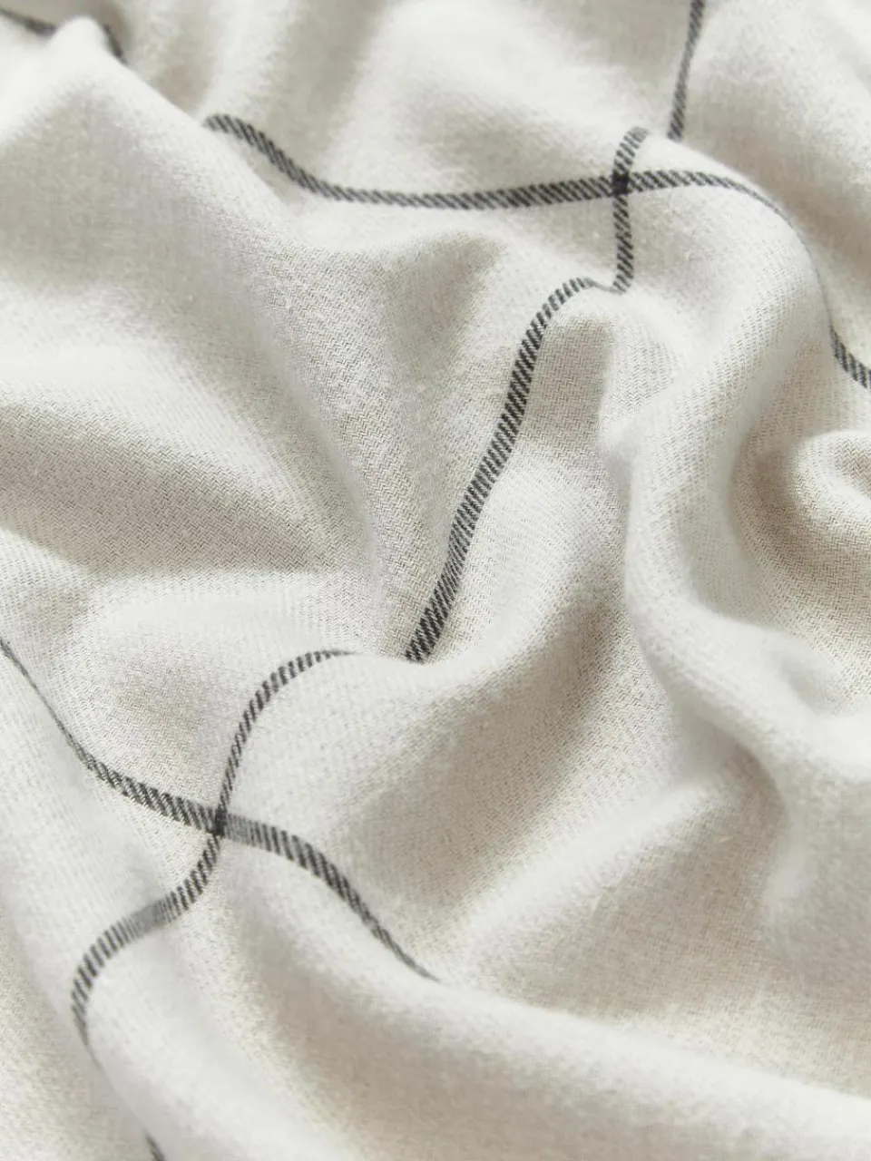 Westwing Collection Karierter Flanell-Wendekopfkissenbezug Noelle aus Baumwolle