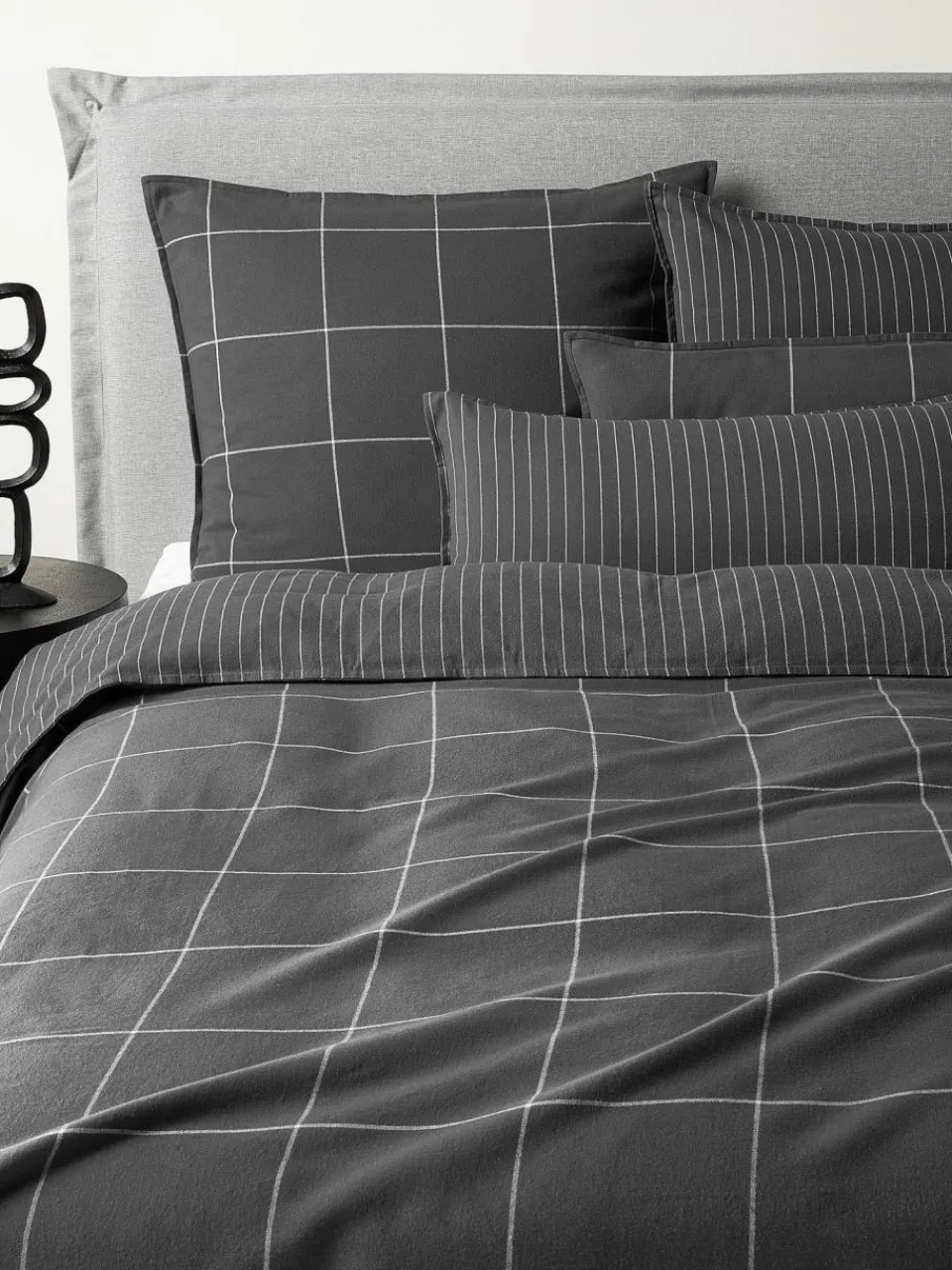 Westwing Collection Karierter Flanell-Wendekopfkissenbezug Noelle aus Baumwolle
