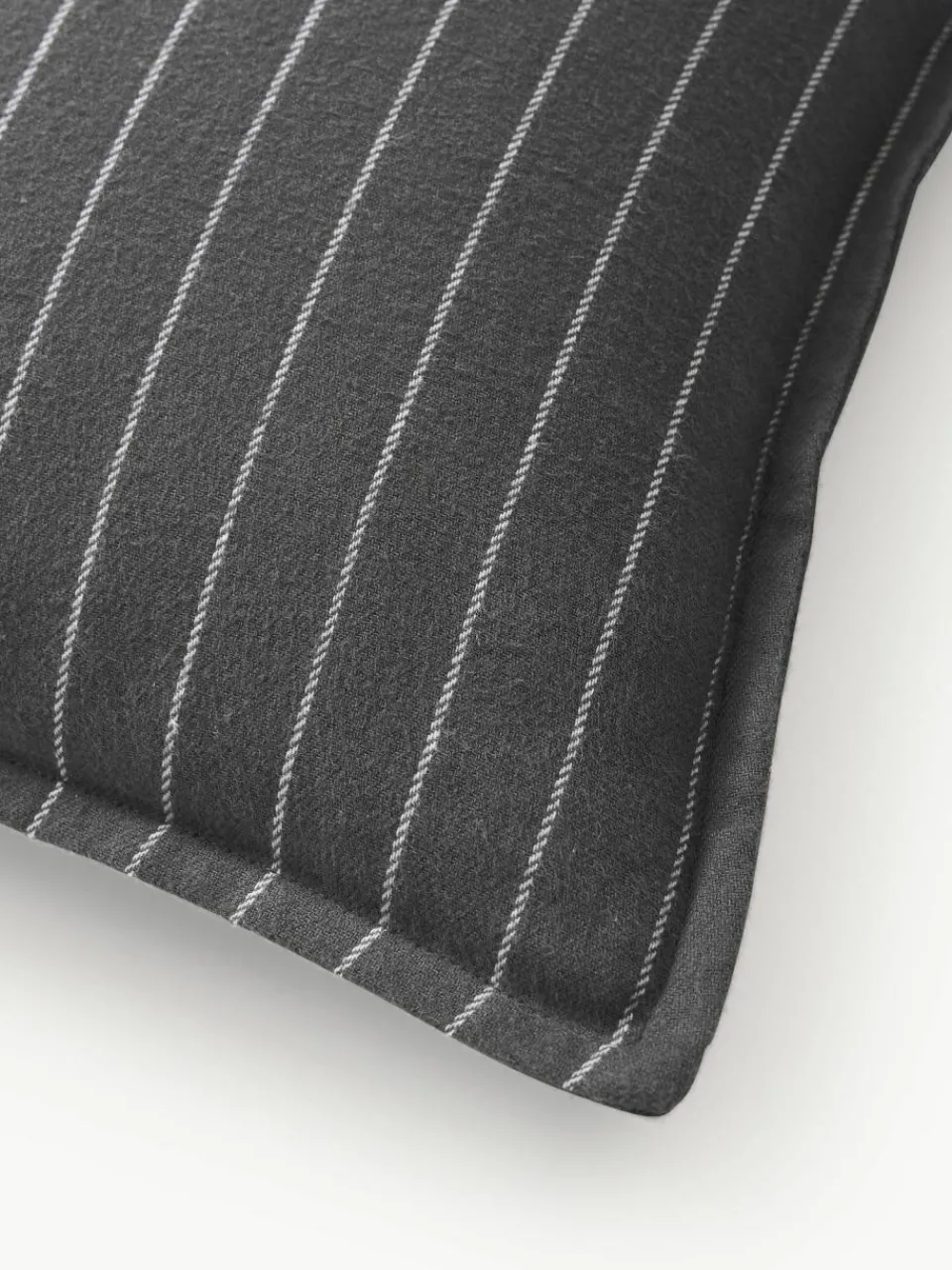 Westwing Collection Karierter Flanell-Wendekopfkissenbezug Noelle aus Baumwolle