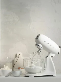 Smeg Küchenmaschine 50's Style