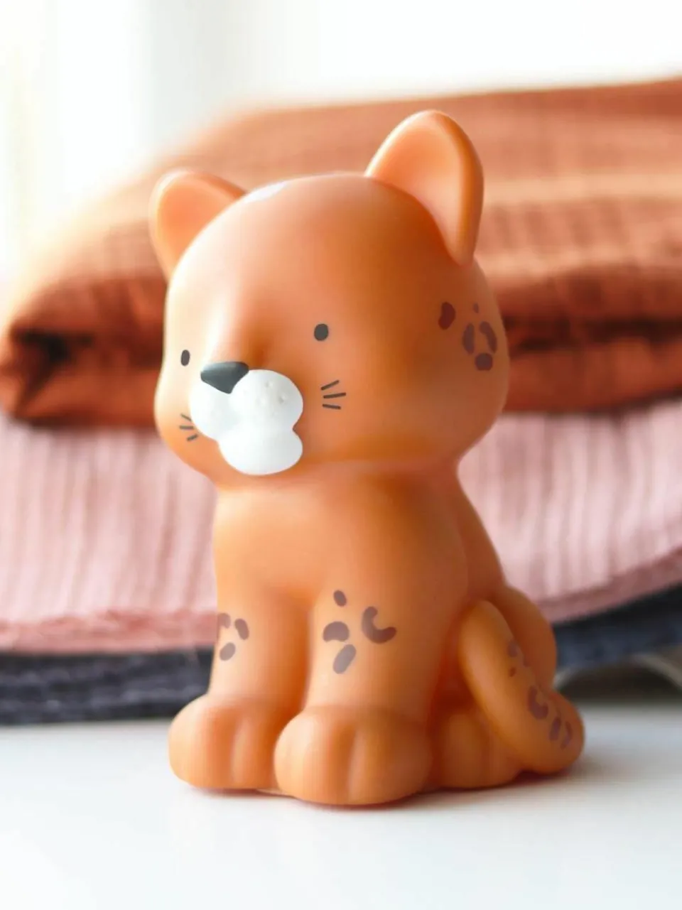 Kinder A Little Lovely Company Kinderzimmerlampe Leopard mit Timer-Funktion