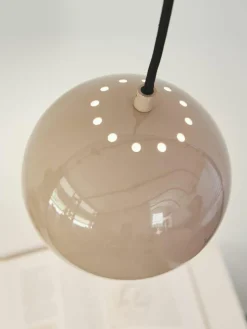 Frandsen Kleine Kugel-Pendelleuchte Ball