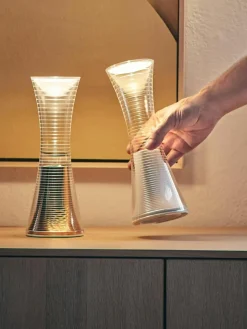 Artemide Kleine LED-Tischlampe Come Together, dimmbar