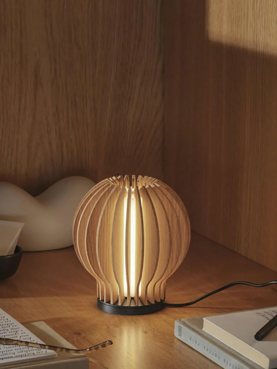 Eva Solo Kleine mobile LED-Tischlampe Radiant, dimmbar