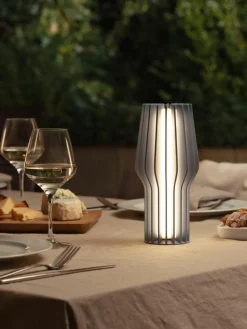 Eva Solo Kleine mobile LED-Tischlampe Radiant, dimmbar