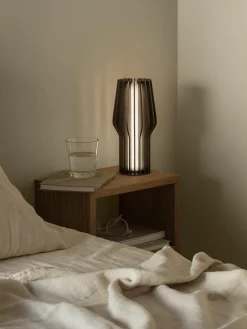 Eva Solo Kleine mobile LED-Tischlampe Radiant, dimmbar