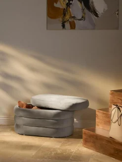 Westwing Collection Kleine Samt-Polsterbank Alto mit Stauraum