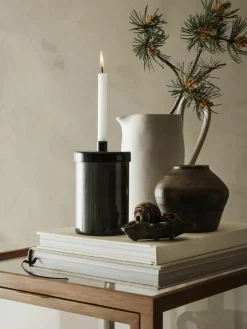 ferm LIVING Krug Flow aus Steinzeug, 1 L